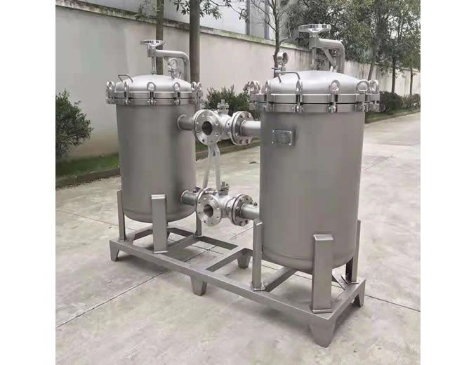 Duplex bag filter housing for water treatment